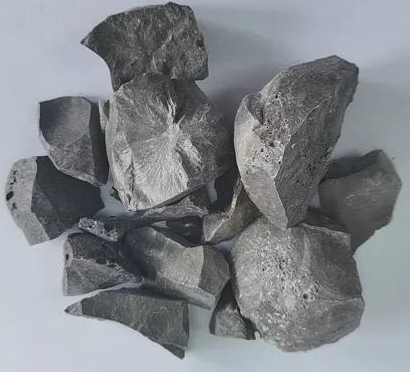 Calcium aluminate