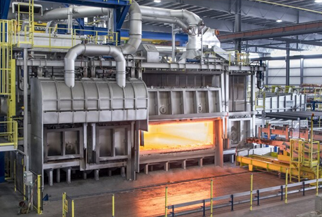 Aluminum melting furnaces